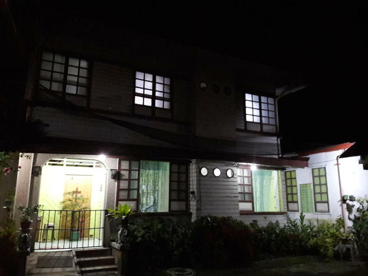 Green Bamboo Transient House Iloilo City Dış mekan fotoğraf